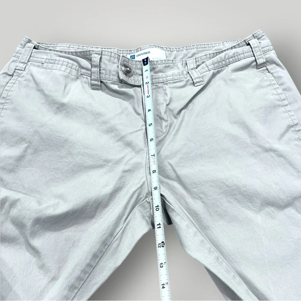GAP Favorite Khaki Trousers - Picture 4 of 16